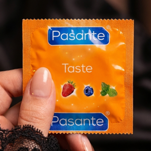 Pasante Strawberry Prezerwatywy Smakowe Truskawkowe 1szt. Nawilżane