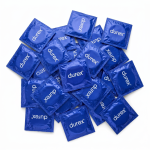 Durex Natural Regular Fit Prezerwatywy klasyczne cienkie nawilżane 50 szt.