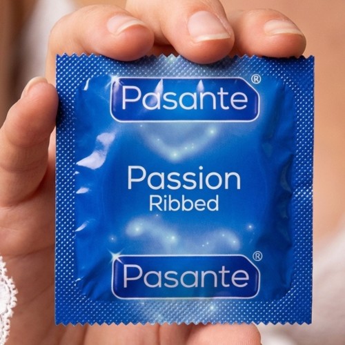 Prezerwatywy prążkowane Pasante Ribbed stymulujące nawilżane cienkie 1 szt.